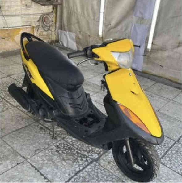 سلام وعليكم دراجه ماكس عدله 120بلاديه كامله وكلشي شغال مكينه ناعمه ونضيف سلف هندر شلعه ومعدل كهربأتياتهـه(نقط دشبول مو شغال) كلهـه كامله دراجه نضيفه  ضفيرتهه بلاديهكلهه(بس دبل لخلفي مو وياهـه عدي لبلادي مالتهه موجود اشدلكيا وطيك دراجه) المكان الدوره السعر (700وبيها مجال). ***********
