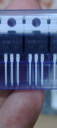 ٣٠ قطعة • الكترونيات