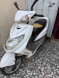 الدراجه سكنس فحل خط واحد نوزل دراجه ما مفتوحه مستعجل ع بيع للاستفسار 0...