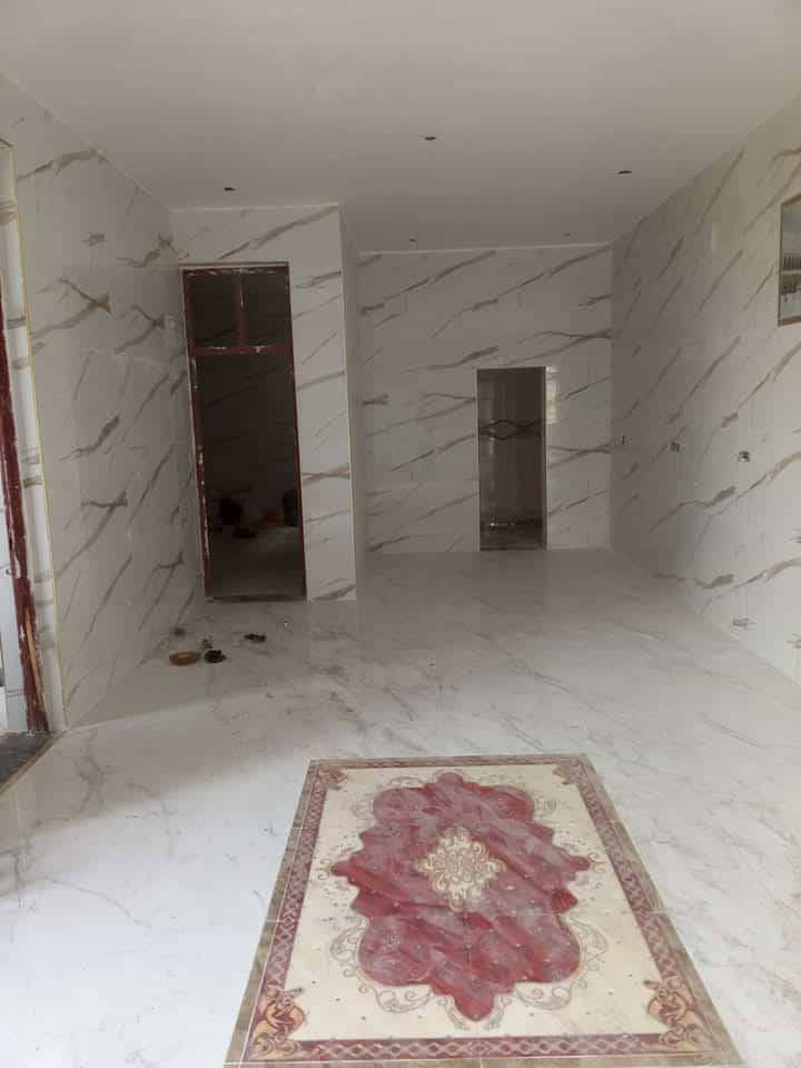 يوجد خلف سرميك وبروسلين وبايت وكاشي ***********
