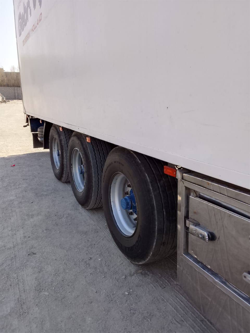 سلام عليكم براد كوجل جهاز اسبي ثري شاشه ربع ستندر سمك 5دسك بريك تخم تاير جديد مضبط البراد ماعايز شي مكانه البصره وقره المنشور وخابر   السعر 70    ‏‪***********‬‏
