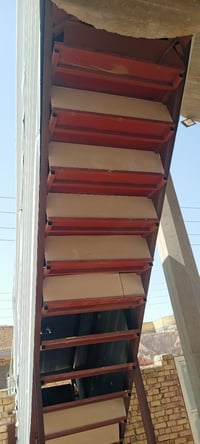 درج حديد للبيع 20بايه مع باب خارجي السعر وتفاصيل اكثر الاتصال على رقم ...