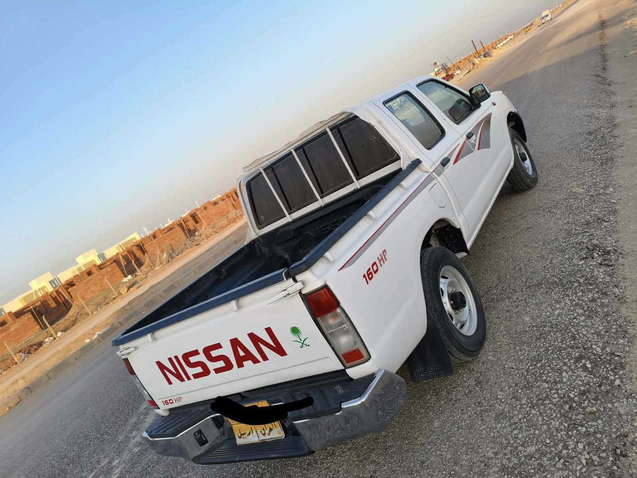 السلام عليكم نيسان شبوط موديل 2014 بيها بارد قليل سونار موجود مكينه بيها بخار حداديه كيرجديد تخم تاير جديد دلوب *********** السعر 140 وبيه مجال
