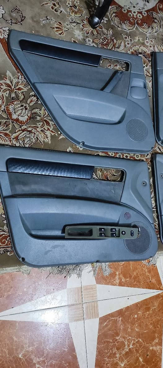 بطاين بيبان اوبترا اصليه تفصيخ للبيع مع وحدة التحكم 
السعر 75 الف قفل 🔒 
عنواني البصرة القبلة ***********
