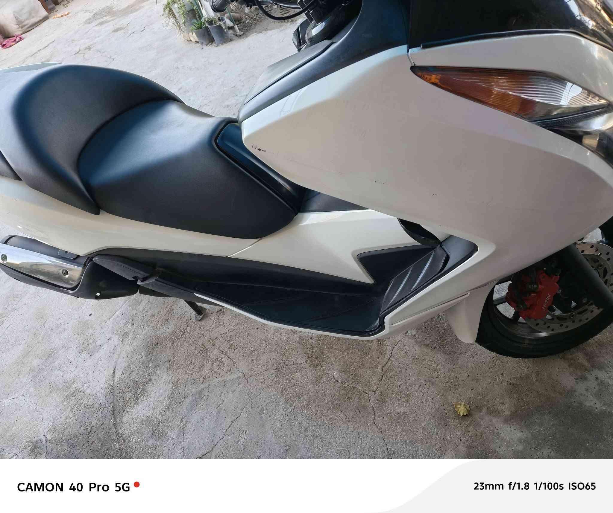 فورزة 12/0
للبيع دراجه نظيفة و على ايد وحده شرط النظافة 
السعر 18 ورقه و بيها مجال 

غير متواجد على الفيس 
الشراي يتصل 

***********
