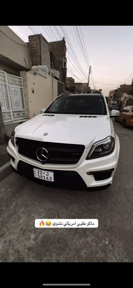 سلام عليكم من رخصة الادمن مارسيدس GLموديل2013 معروفه مواصفات ابواب شفط أربع ابواب بصمه جوبلسات تصعدكامرات 360درجه حساسات بكل الجوانب تدفئه تبريد كشنات امامي خلفي مواصفات بعد بيها هواي مواصفات وارد أمريكي داخله كلين السياره بدون صبغ بس انطخت عندي بالباب الخلفي موجودةبلصورللاتصال ***********موجودواتساب وماسنجر
