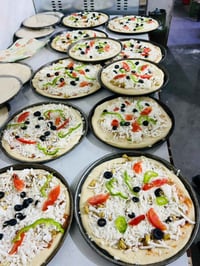 جكن هاوس🍗اني ماحجي شغلي ليحجي 💪 طلبيات عرس 100قطعه بيتزه 100ماعون مشكل...