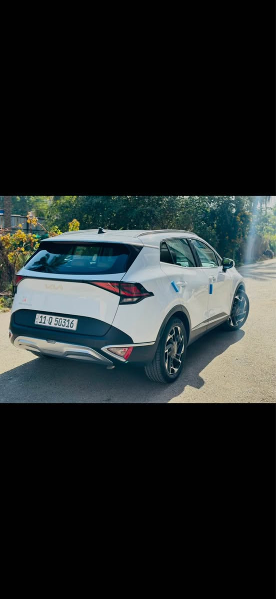 السلام عليكم 🤍
كيا سبورتج 2024 خليجي 
مكفول السيارة كفالة عامة 
مواصفات
بصمة 
كراسي كهرباء 
شاشة كبيرة 
كامرة + حساس 
السيارة ماشية 30 KM 
مري كهرباء
تشغيل عن بعد 

السعر 230 وبيها مجال جداً بسيط 
*********** بغداد, العراق
