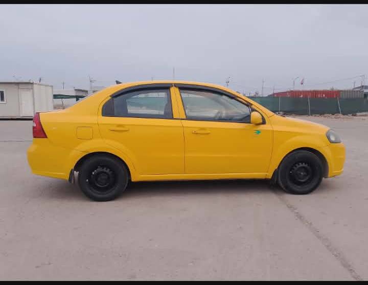 افيو موديل 2008 كوري
رقم ديالى دولي بسم الشرعي شرط التحويل 
هيئه وغرامات صفر 
محرك شرط وكير شرط 
ضرر جاملغ أمامي بدون دواخل+تلقيط معجون 
سياره جاهزه
اي نقص ما بيها  
السعر 53بي مجال 
العنوان موصل الايمن رقم الهاتف ***********
