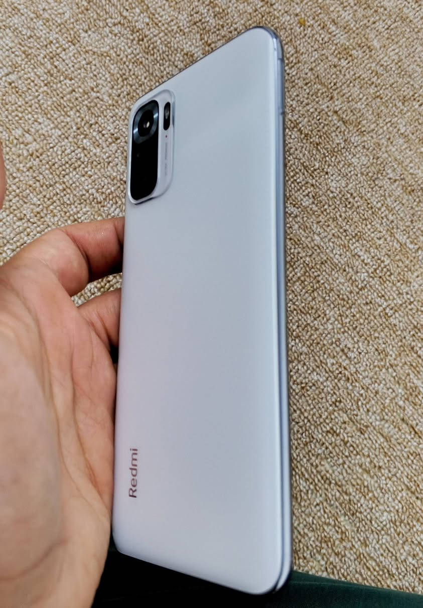 السلام عليكم ريدمي نوت 11s 
جهاز جديد ذاكره 128 بي فطر بالشاشه كشي ما ماثر لا لمس ولا اي شي جهاز اخو لجديد 100 وبي مجال قليل 
*********** واتساب موجود
