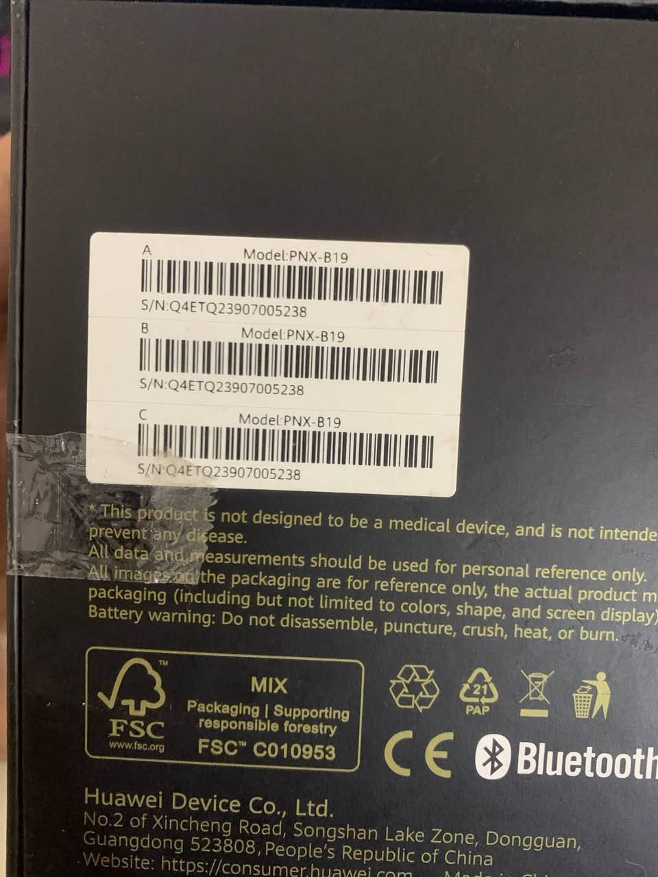 ⌚ للبيع | Huawei Watch GT 4 (46mm)
✅ الموديل: Huawei Watch GT 4
✅ رقم الطراز: PNX-B19
✅ المقاس: 46mm
✅ اللون: فضي مع سوار جلدي بني
✅ شاشة AMOLED عالية الدقة
✅ مكالمات عبر البلوتوث
✅ قياس نبضات القلب ونسبة الأوكسجين SpO₂
✅ تتبع النوم والنشاطات الرياضية
✅ بطارية تدوم حتى 14 يومًا
✅ مقاومة للماء
✅ مع العلبة الأصلية والشاحن

📦 الحالة:أوبن بوكس بعدها لوك.
💰 السعر: 275 الف وبيها مجال شوي(الجديدة تنباع ب340 الف)

للاستفسار أو الشراء خاص


**إذا كنت صاحب هذا الإعلان وتريد حذفه لأي سبب، رجاءا أرسل رسالة إلى الدعم الفني**