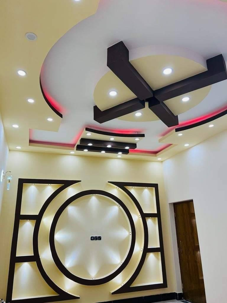 يعلن مكتب عقارات أبو انور فرع الطويسه عن وجود بيت البيع في ياسين اخريبط الزون الثالث مساحة 200 متر طابقين يحتوي على 6 غرف نوم وصاله وستقبال ومطبخ وصحيات وكراج بناء حديث 2023 بناء كله طابوك سعر المطلوب 550 مليون وبيه مجال مكان راقي ممتاز الستفسار//***********//***********// كما نستقبل جميع عروضكم وطلباتكم التجارية والعقارية المكتب مجاز قانونيا المكتب ماقبيل مطعم الحسون عقارات أبو انور فرع الطويسه
