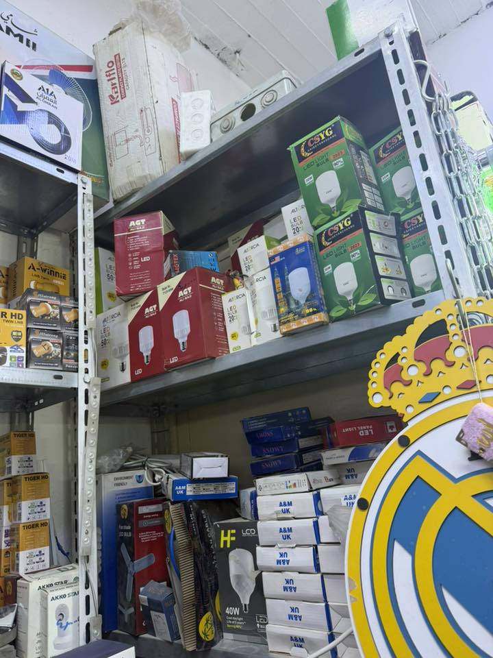 محل انشائيه غراض كامله  للبيع ***********
