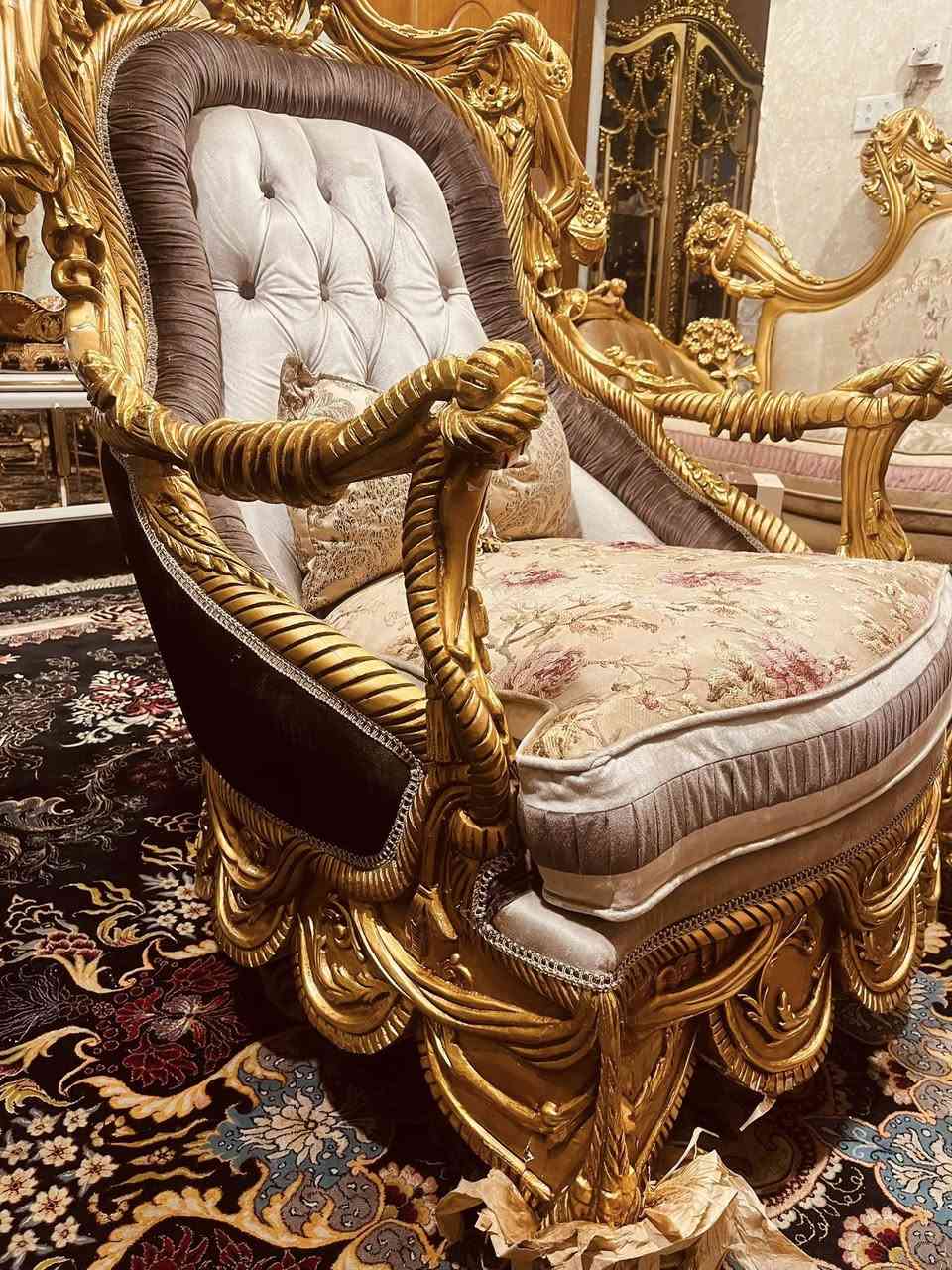 تخم زان مصري ٨ مقاعد جديد غير مستخدم ***********
