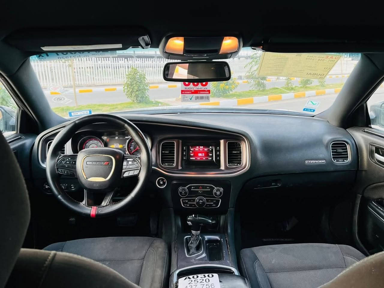 سلام عليكم البيع  شارجر    مرمزه 2022حره تحويل ثاني يوم ضرارها جاملغ و بنيد بدون دواخل جاهزه سياره لأخير كير ومحرك واحداديه وتبريد ثلج ❄️ مكينه ما مفتوحه تخم تاير جديد سياره فول تبريد قطعتين بصمه اشاشه كبيره بعد بيها موصفات حلوه مكان سياره ناصريه شموخ سعر ب 150وبيها مجال رقم *********** و***********
