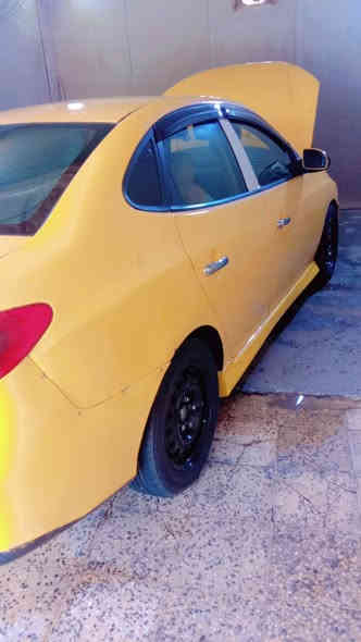 سلام عليكم ورحمه الله وبركاته سيارة النترة للبيع موديل ٢٠٠٧ وارد امريكي محرك (٢٠٠٠)الضرر شوية من الجاملغ الخلفي والجاملغ الامامي هنا انطخ عندي وعفتة مبدلتة على مود اليبل السيارة بدون اي داخل اكرر السيارة بدون اي داخل السيارة مالتي جانيهة صارلهة ٣ سنين عندي الله شاهد خير من الله منضومة تبريد جديدة تبريد ثلج بمعنى الكلمة راديتر تدفئة بدلتهة قبل اسبوع تدفئة تبريد لك الوك تجي وانتة احكم نجي على نواقص السيارة ( بيهة صوت مال راجز بس المكينة لك لابخار ولاتنقيص ولاكلشي روح دك بيهة ١٦٠ ولايمهة وميطلع الصوت بس من اشغل الصبح ومن ادك بيهة ١٢٠ ورة ال ١٢٠ يختفي الصوت بس المكينة لك الله شاهد تجي وتشوف والصدر مالتهة بي بس دبلات تعبانة واذاين ٢ مال مكينة المشط والبوش كلهة مبدلهة جدد وهم رح تجي وتشوف وبيهة درايم شفت يطكطك من مطرت الدنية عندك علم الاستيكة مشكوكة دخلة مي واكيد كام يطكطك وهذني الذكرتهن الك كلهن رخيصات ومموكفاتني اني عندي بيهة خط واشتغل على باب الله والحمدالله مموكفتني السيارة بسمي رقم بغداد اي شي يطلع عليهة غرامة وهية اني اصفرلك تستلم صافي سنويتهة ٢٧ سعر السيارة ٨٥ وبيهة مجال ان شاء الله عنواني بغداد البياع اواليرموك موبايل /*********** بي واتساب اسف على الاطالة كلشي ذكرت
