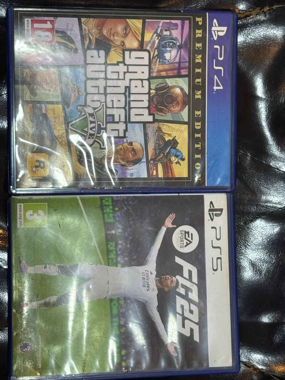 السلام عليكم
بيع مستعجل 
بلي 5 فات للبيع النظافه فول
كامل الملحقات 
وياه لعبتين gta v مال ps4 
و fifa 25 مال ps5 
السعر 675
مكاني بغداد البلديات


**إذا كنت صاحب هذا الإعلان وتريد حذفه لأي سبب، رجاءا أرسل رسالة إلى الدعم الفني**