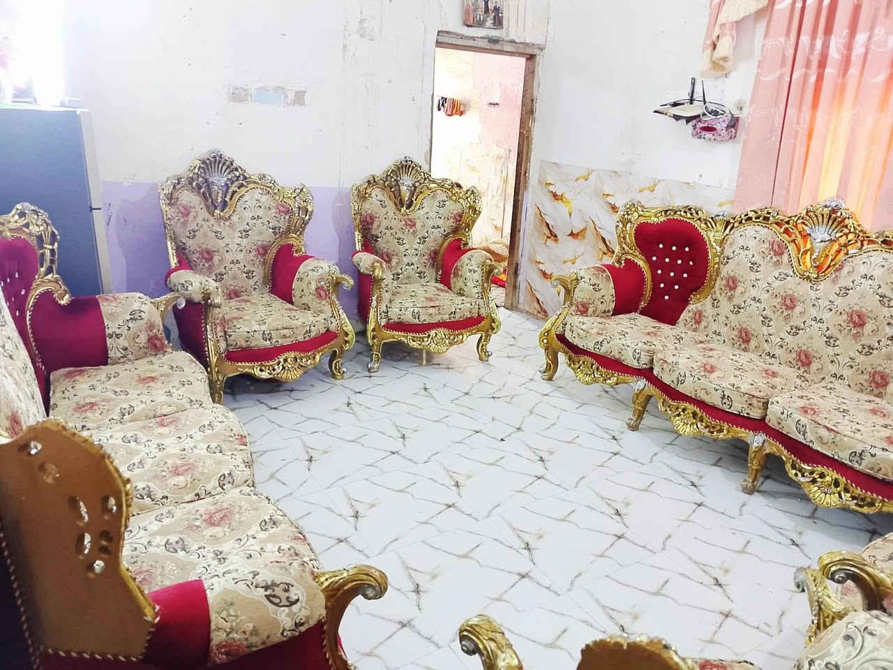 للبيع بيع مستعجل***********تخم دمياطي مصري كربلاء, العراق
