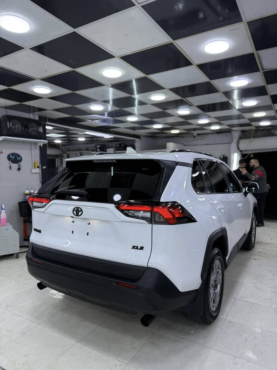 سلام عليكم 

للبيع ( تويوتا راف 4 )
2024
مواصفات XLE

بصمة ، سلايت روف ، اوتو ستوب ، مانع انزلاق ، رادار امامي ، رادار جوانب ، تحديد مسار ، تحكمات استيرن ، تبريد قطعتين ، صندوق كهرباء ، رادار خلفي ، تشغيل عن بعد ، انظمة قيادة ، اوتو هولد 

ضرر ( جاملخ سكن صبغ + باب سكن صبغ )

ايرباك ( استيرن + تكمة )

ماشية 18 الف مايل 

كاتي يترقم محافظات شمالية 

سعر 250$ وبي مجال


**إذا كنت صاحب هذا الإعلان وتريد حذفه لأي سبب، رجاءا أرسل رسالة إلى الدعم الفني**