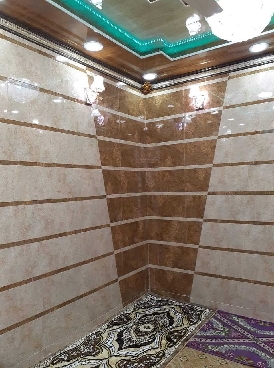 يا الله بيت للبيع المساحه 100 متر حي ميسان قطاع 24 طابقين الطابق الاول غرفه وصاله واستقبال ومطبخ صحيات خارجيه وداخليه طابق الثاني غرفتين وصاله وصحيات شغل درجه اولى شغل جنايه السعر 130 مقابل للتفاوض الاستفسار مراجعه مكتب بركات اهل البيت ***********
