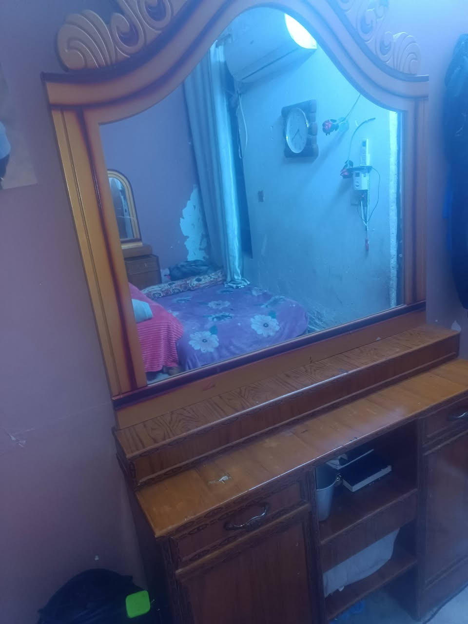 غرفه عراقيه سوكيه لبيع لغرض السفر
التواصل عل الواتساب ***********
رايدها ٦٠٠الف وبيه مجال
