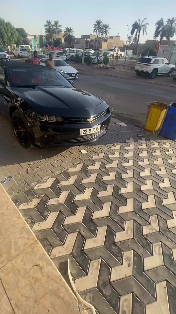 السلام عليكم 
كمارو 2015 Rs كندي بدون حادث
فول مواصفات مكاني بغداد اليرموك 
سنوية باسمي تحويل باي وقت  
نظيفة حادث مرفق بالصور فقط دعامية خلفية
مواصفاتها 📸📸📸📸
كير محرك كهربائيات نظيف جدا تبريد. ثلج ❄️ 
صدر امامي جديد
 ايرباك بلاد شغال 
ويل 20 z28 تو سايز تخم تاير
شفتات ستيرن بلادي
نظام صوت ت بيتسون دمام بلادي 
مازدات w. جدد عدسات 
تخم اشارة سموك
بك لايت LED
كشف شغال بلادي 
غرفة نظيفة كشنات كهرباء  
شاشه كار بلي  فول مواصفات 
حساسات خلفية بلادي
اكزوزات بلادي
 بيها قطعيتن ويده باب مرشوشات  بسبب شخوط بدون حادث  مع تكحيلات بجم كبس
السعر 110 ورقة
للاستفسار واتس اب صور وتقرير وسونار 
***********
