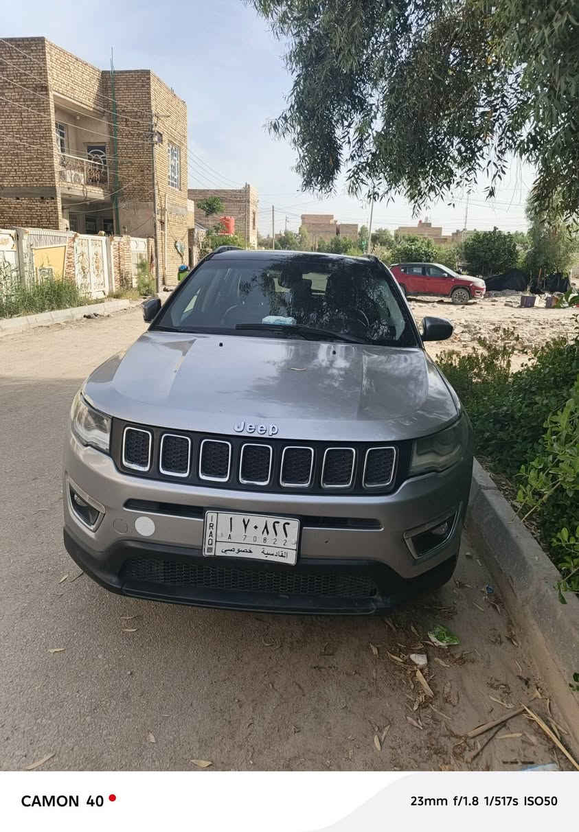 السلام عليكم للبيع او مراوس جيب كومباس امريكي مكينه 2400 سياره فول مواصفات فتحه بلقماره تحكم بلستيرن تبريد قطعتين  تشغيل عن بعد اشاره بلمري سياره ماشيه 70000الف سعر 132وبيه مجال بيع شوف العين ناصريه حي الفداء للستفسار اكثر الاتصال ع الرقم ***********
