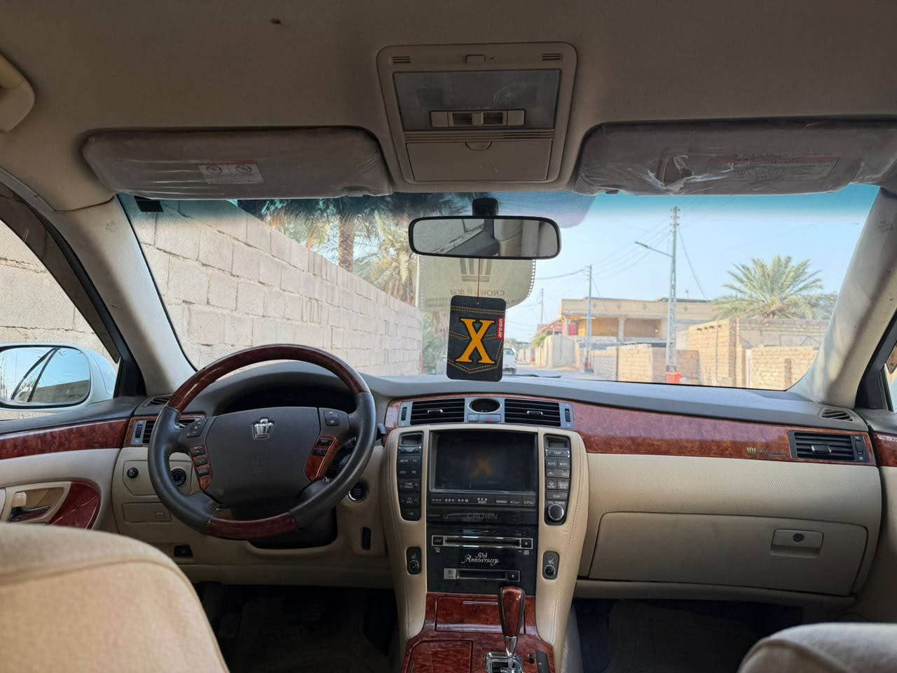 سلام عليكم 
سياره شاهين اثلت موديل 2004
شاصي 82 
مكينه3000
كير مكينه كفاله 
سياره كفاله بيها جاملع امامي صفحة سائق مبدل ول قطعه بلاد ونفس لون 
وبيها مدكر خلفي طعجه صفحة سائق
سياره 3دكم 
سياره حلوه ونضيفه وخير من الله
سعر: ١٥٠ بيها مجال قليل
رقم الهاتف:*********** البصرة, العراق
