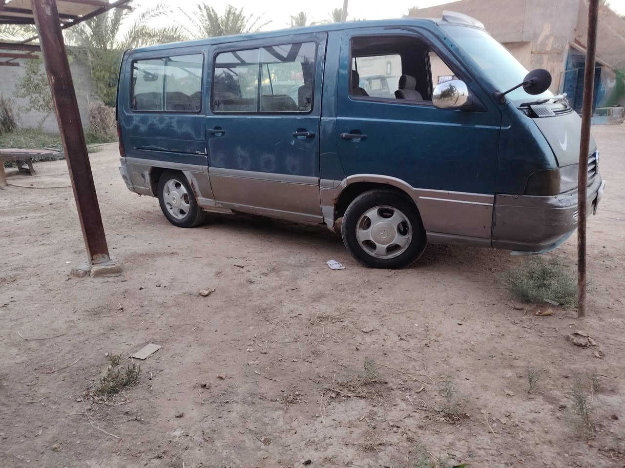 سلام عليكم ستانه موديل 96 رقم دياله بسمي سنويه ال 28
.  خط وبحث جديد سياره بلاديه مكينه وكير خير من الله مكان طويريج السعر 40  وبيها مجال

***********

