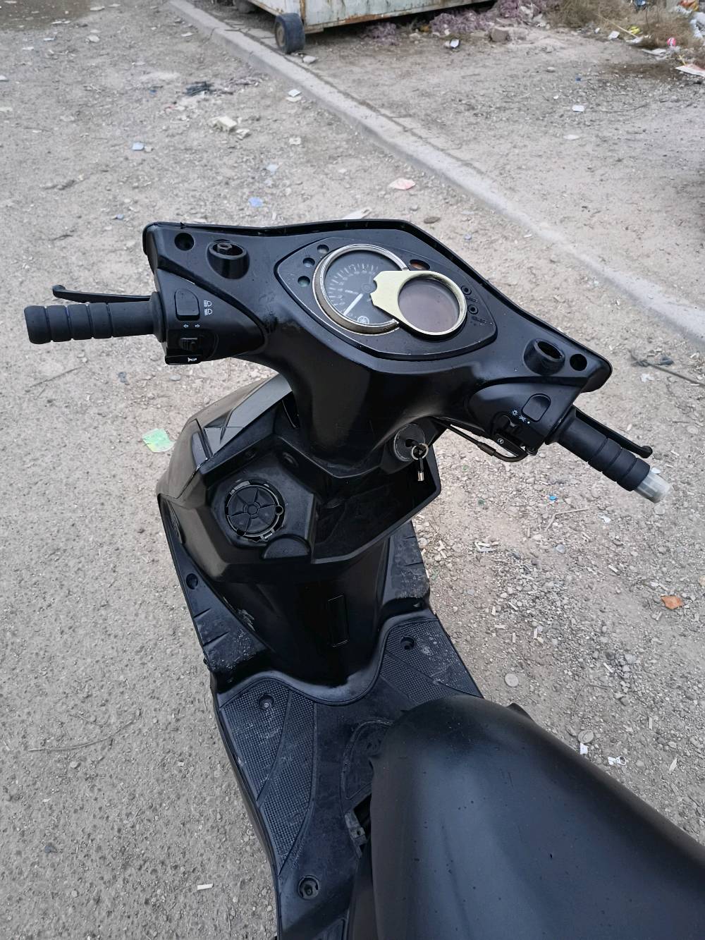 سكنس فحل كوري نوزل خطين طلاعات دراجه خير من الله نكره بكل وقت بيه تزويد  كلجات رياضي  وصالنصه رياضي دبلات رياضي ام البطل    مكينه خير من الله وكهربائيّات كله شغاله مكاني بغداد كراده ساحه الواثق للبيع السعر 400 وبيها مجال
الرقم ***********