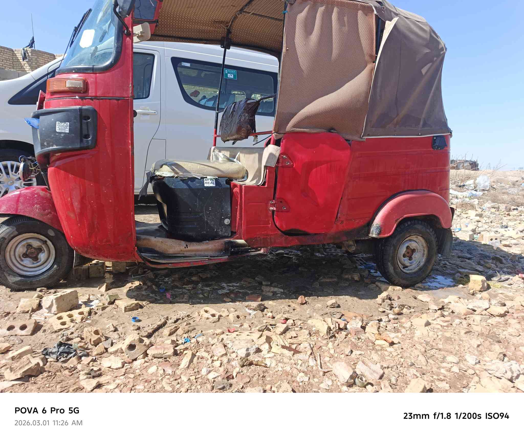 تكتك موديل 17
تكتك مكينه 20 نضيفه بدون تنقيص رقم وسنويه راعيه بل نهروان يريد تحويل 
سعر 3800
*********** وادساب موجود
