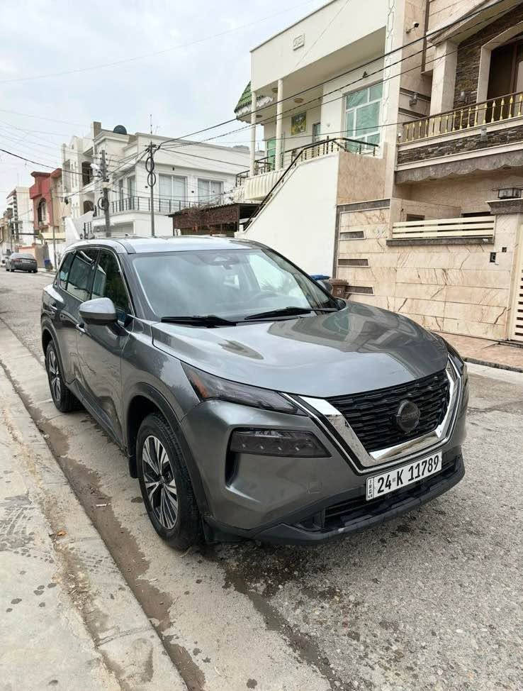 للبيع: نيسان روج (Nissan Rogue) SV - موديل 2021 بحالة ممتازة 🚗✨
فرصة مميزة لاقتناء سيارة عائلية عملية وعصرية، بحالة فنية ممتازة وجاهزة للاستخدام.
🔹 المواصفات:
 الموديل: 2021 - فئة SV.
 المحرك: 4 سلندر (اقتصادي وقوي).
 المسافة المقطوعة: 40,210 ميل فقط.
 اللون: رمادي أنيق.
🔹 الكماليات:
 نظام 5 كاميرات (رؤية محيطية 360 درجة).
 تشغيل بصمة مع دخول ذكي للأبواب الأربعة.
 شاشة عرض كبيرة + مقاعد كهربائية.
 رادار أمامي، خلفي، وجانبي (تنبيه التصادم ومغادرة المسار).
 بريك بصمة مع نظام Auto Hold + أنظمة قيادة متعددة.
 تحكم كامل بالمقود + ويلات كروم مميزة.
🔹 حالة السيارة:
 السيارة نظيفة جداً من الداخل والخارج.
 الأضرار: بونيت مصبوغ فقط، والإيرباغ (مقود) مفتوح.
 الأوراق: السيارة باسمي الشخصي.
📍 الموقع: أربيل.
💰 السعر: 179 ورقة (مع مجال بسيط للمفاوضة).
📞 للاستفسار والمعاينة: ***********
[کوردی]
بۆ فرۆشتن: نیسان ڕۆج (Nissan Rogue) SV - مۆدێل 2021 بە دۆخێکی زۆر نایاب 🚗✨
دەرفەتێکی باش بۆ کڕینی ئۆتۆمبێلێکی خێزانی و مۆدێرن، بە دۆخێکی تەکنیکی زۆر باش و ئامادەیە بۆ بەکارهێنان.
🔹 تایبەتمەندییەکان:
 مۆدێل: 2021 - فئة SV.
 مەکینە: 4 پستۆن (ئابووری و بەهێز).
 ڕۆیشتووە: 40,210 میل تەنها.
 ڕەنگ: رمادی (گڕێ)یەکی جوان.
🔹 ئۆپشنەکان:
 سیستەمی 5 کامێرا (بینینی دەوری ئۆتۆمبێل 360 پلە).
 سویچ بەسمە (کلیل)، چوونەژوورەوەی زیرەک بۆ چوار دەرگاکە.
 شاشەی گەورە + کورسی کارەبایی.
 ڕاداری پێشەوە، پاشەوە و تەنیشت (ئاگادارکردنەوە لە پێکدادان و لادان لە ڕێڕەو).
 برێکی بەسمە لەگەڵ سیستەمی Auto Hold + چەندین شێوازی لێخوڕین.
 کۆنترۆڵی تەواو لەسەر سوکان + ویلی کرۆمی تایبەت.
🔹 دۆخی ئۆتۆمبێل:
 ئۆتۆمبێلەکە زۆر پاکە لە ناوەوە و دەرەوە.
 زیانەکان: بۆنیت بۆیاخە تەنها، ئێرباگی سوکان کراوەتەوە.
 سەنەوی: بە ناوی خۆمە.
📍 شوێن: هەولێر.
💰 نرخ: 179 وەرەقە (کەمێک مەجالی مامەڵەی تێدایە).
📞 بۆ پەیوەندی و بینین: *********** أربيل, العراق
