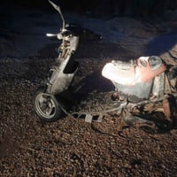 دراجه لبيع متروكة صارله 3شهرسعر 07828112588 غراضه وياه كامله