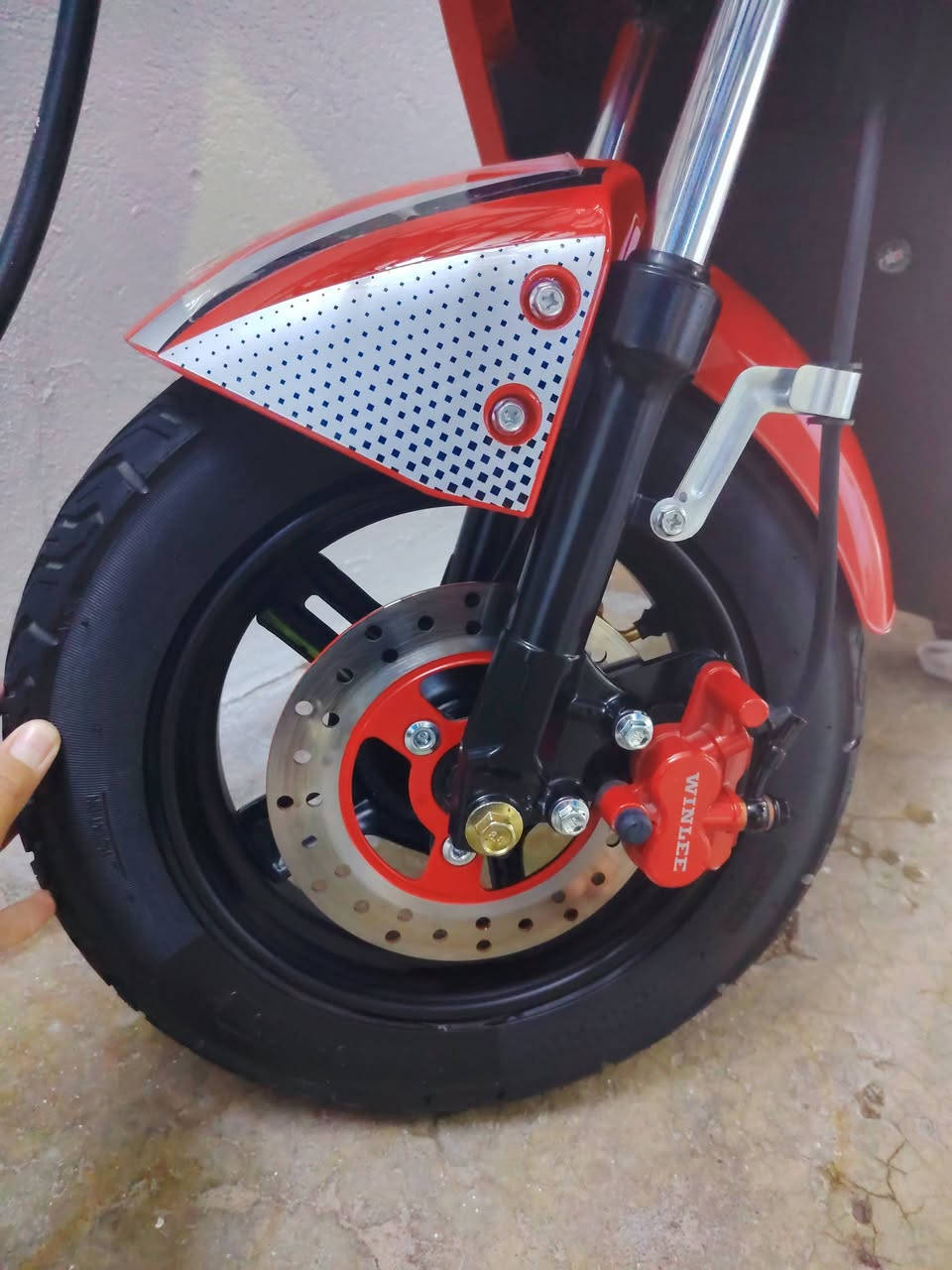 *********** واتساب
س ع للبيع دراجه شحن R7 2026 اخر اصدار شكل حديث ماشيه قليل اخو صفر 1500 فقط 5 بطاريات دبل 32 انبير ونلي تمشيك بل شحنه الوحده 50k واكثر سرعتها 109
سعر 525 وبي مجال عنوان كركوك
