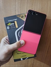 Galaxy Z Flip 7 رام 12 ذاكرة 256   اخو الجديد شرط استعمال شهر ونص ضمان...