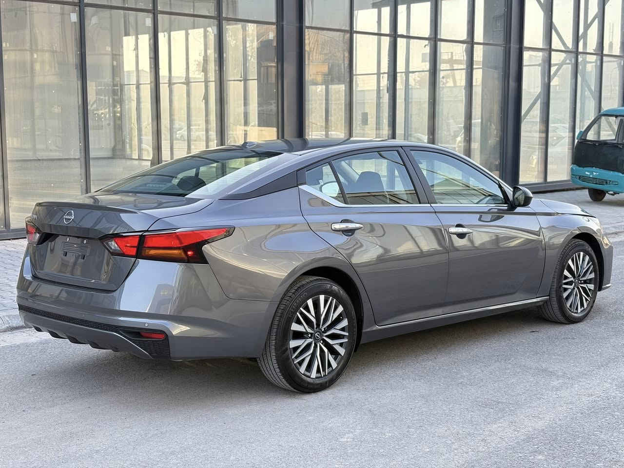 نيسان التيما 2025 
مواصفات SV : فقط ماشيه 180 ميل يعني زيرو

جاملغ و بنيد صبغ بدون دواخل 
شاصي و لغد و راديترات مكفوله بشرط 
كير و محرك وحجر بيئه وكهربائيات بشرط 
السياره ماشاءالله كلش جديده و نظيفه
بدون شخوط وبارد و رصعات 
من الدعاميه للدعاميه بشرط الفحص 
رقم كاتي ويا ٣ اشهر للترقيم مكان السياره سليمانيه

واتساب : ***********
