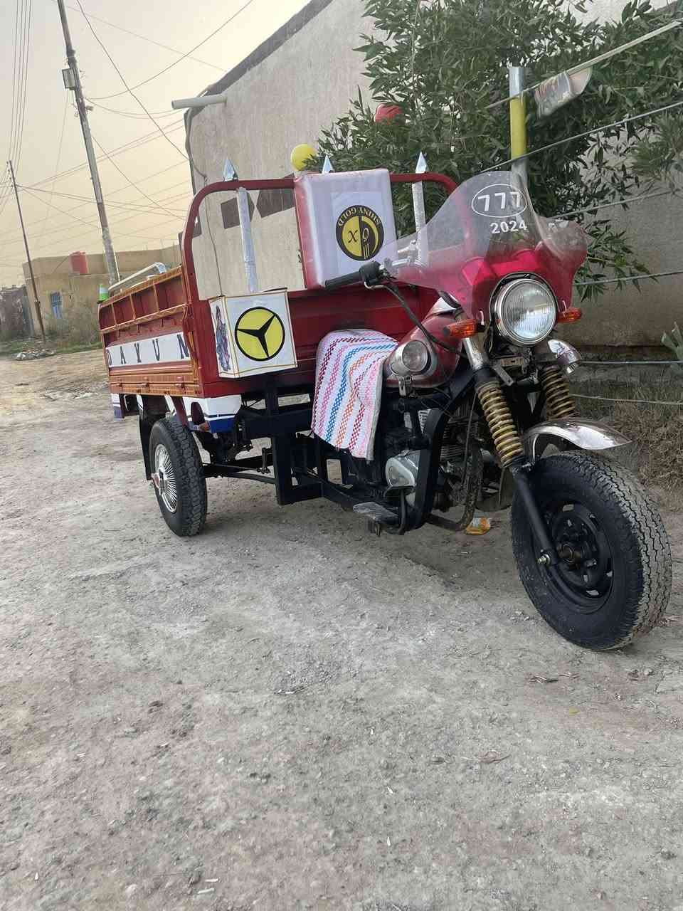 السلام عليكم
ستوته ديوان 
مديل 18
محرك مامفتوح
تايرات جدد
كهربائيات جدد 
لاتيات زنون 
سبير 
وراق صوليه 
شاصي مكفول 
ركبه مكفوله 
مكاني ناصريه قضاء الرفاعي 
نتصل وبلخدمه 
***********
