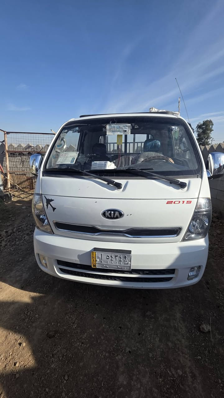 سلام عليكم كيا للبيع موديل 2017 كفاله عامه سياره جاهزه محرك اكسن كير رقم واسط مشروع يسنويه لل ٢٨ السعر ١١٢ رقم الهاتف ***********
