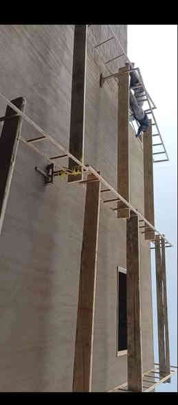 لبخ درجه اولى قاطين 3ونص
قاط واحد 2ونص 
داخل كركوك ***********
