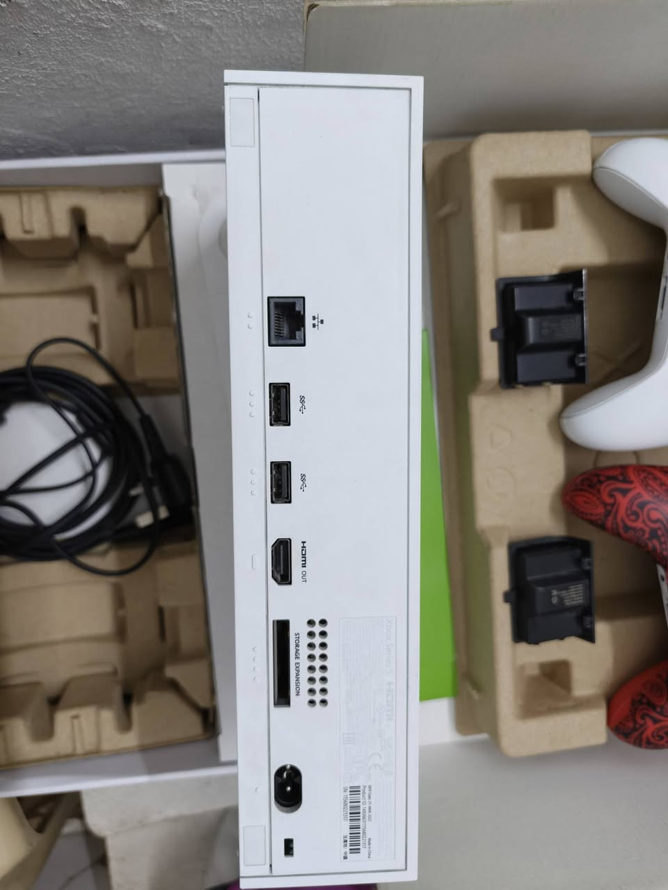 Xbox series s (للبيع) 
يجي كامل 
يدات2 
كيبلات كاملة 
وبطارية شحن لليدات
ويجي ويا 
Ups 1500 va
بدون بطاريات
 سعرهن كامل ب 360 الف


**إذا كنت صاحب هذا الإعلان وتريد حذفه لأي سبب، رجاءا أرسل رسالة إلى الدعم الفني**