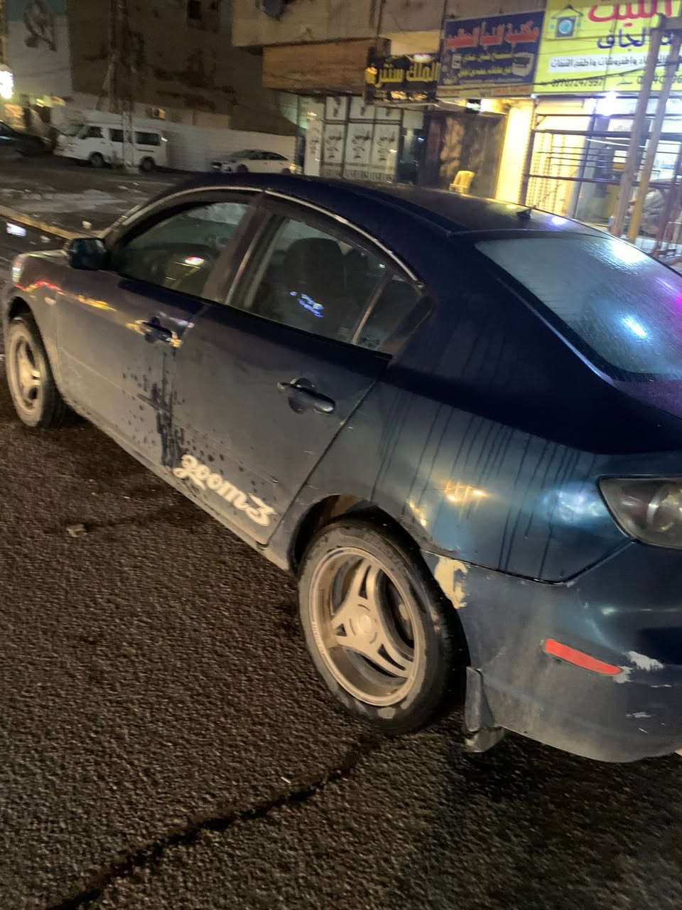 سلام عليكم عندي سياره مازده زوم موديل 2007سياره جاهزه من صدر حدايديه مكينه بيها بداية تبخير وعندي الكير من مطرت كامت تخربط النمر ماعرف شبي رقمها بغداد سوينه رايدها 40 ساقطه بالسيديه ***********
