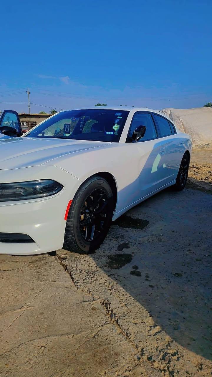 سلام عليكم جارجر مديل 2023 كفاله عمه فقط بنيد رقم بصره بسمنه ماشيه 54 سياره مال بيت سعر 275 وبيه مجال مكلف بنشر رقم راعيه ***********
