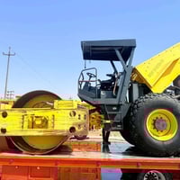 حادله بوماك موديل ٢٠٠٤حجم ٢١١رقم بغداد انكليزي مكفوله مابيه كلنقص خير ...