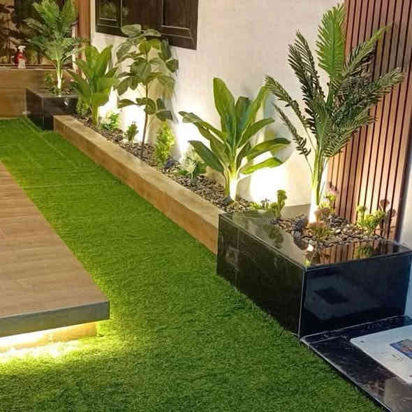 مكتب الزهور لتجهيز وتزيين الحدائق بالحجر والثيل الطبيعي و الاصطناعي وأنواع الشتلات الدائمية والموسمية اتصال عل رقم ***********
