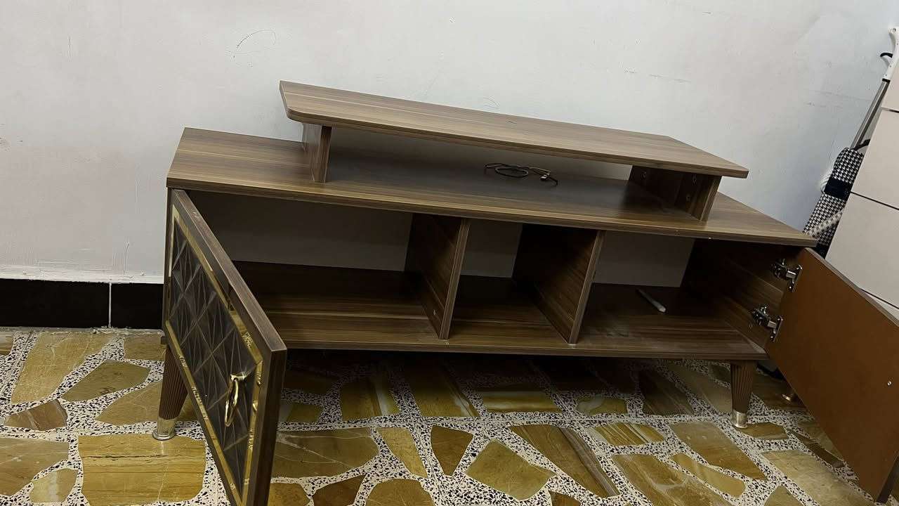 السلام عليــــكم ميز تلفزيون للبيع استعمال قليل جداً للبيع ٧٥ وبيه مجال مكاني حي السلام


**إذا كنت صاحب هذا الإعلان وتريد حذفه لأي سبب، رجاءا أرسل رسالة إلى الدعم الفني**