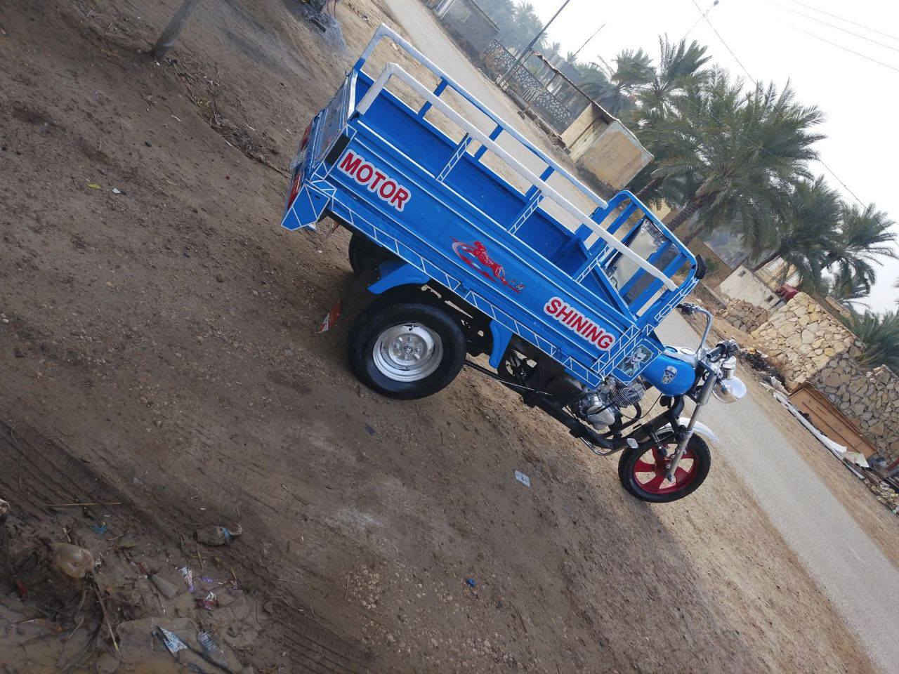 السلام عليكم. ستوته أمتي.آر مودي 2016. نضيفه كلشي بيها جديد. شوفت عينك. نضفتها. كهربائيات كلها جديده. تخم تاير جديد.   السعر. ٥٠٥٠ وبيها مجال حگ الجيه. مكاني بابل الهاشميه. قرية التياس. رقم الهاتف. *********** بي واتساب.
