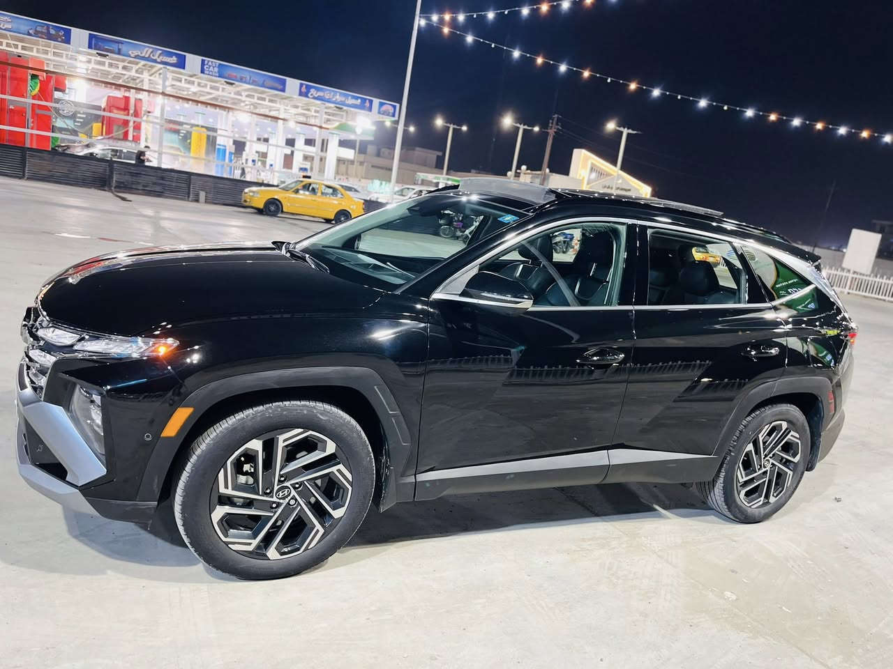 للبيع قطعه نادره الوحيده بالعراق
بهيجي مواصفات السياره استيراد خاص

اعلى فئة توسان‏.............. LIMITEDVIP
موديل 2025 امريكي زيرو سياره ماشيه فقط 3000 
مواصفات سياره كلش هواي ومتخلص

السياره تتقدم وترجع بالبصمه
السياره بيه داتشو تعرض على جامة سياره
كير سياره يجي تعليك مشابه للمارسدس
خزن ميموري للكشنات
مري قلاب عنده الرجوع
بصمة تشغيل 
بصمة أبواب لمس دخول ذكي 
بنوراما على طول السيارة 
صندوق كهرباء شفط 
كامرات 360 درجة
 ( جانبية - أمامية - خلفية ) 
كامرات مع الأشارة 
تبريد وتدفئة بالكشنات كشنات أمامية وتدفئة بالكشنات الخلفية
رادرات وسياقة ذاتية 
الكشنات الأمامية كهرباء 
أضواء محيطية متعدد
كشنات خلفية هيتر 
مرايات تعتيم ذاتي 
أبل كار بلي 
أندرويد أوتو 
شاشة دجيتل 3 أشكال للقيادة 
أشاير ترحيب 
أضواء أمامية LED زنون 
أضواء خلفية LED
نظام سماعات BOOSكلش عالي
فول أوامر صوتية 
جامات أوتو 
قطعتين تبريد 
إشارات ب المري 
شفتات ستيرن 
تحكمات ستيرن 
هاند بريك بصمة 
شحن واير ليس 
منافذ شحن 
أوتو هولد 
تشغيل عن بعد 
السيارة أوتو بارك 
حساسات أمامية 
حساسات خلفية 
گير ٣أنظمة أيكو وسبورت ونورمل 
رادار أمامي 
رادار خلفي 
رادار جانبي 
نقطة عمياء
وبعد بيه كلش هواي مواصفات حادث سياره قبق جنطه مبدل نفس اللون كفاله من الصبغ  جديده جداجديد  السياره رقم بغدادبسمي تحويل ثاني يوم بالعافيه على ياغذه 
للاتصال ***********
