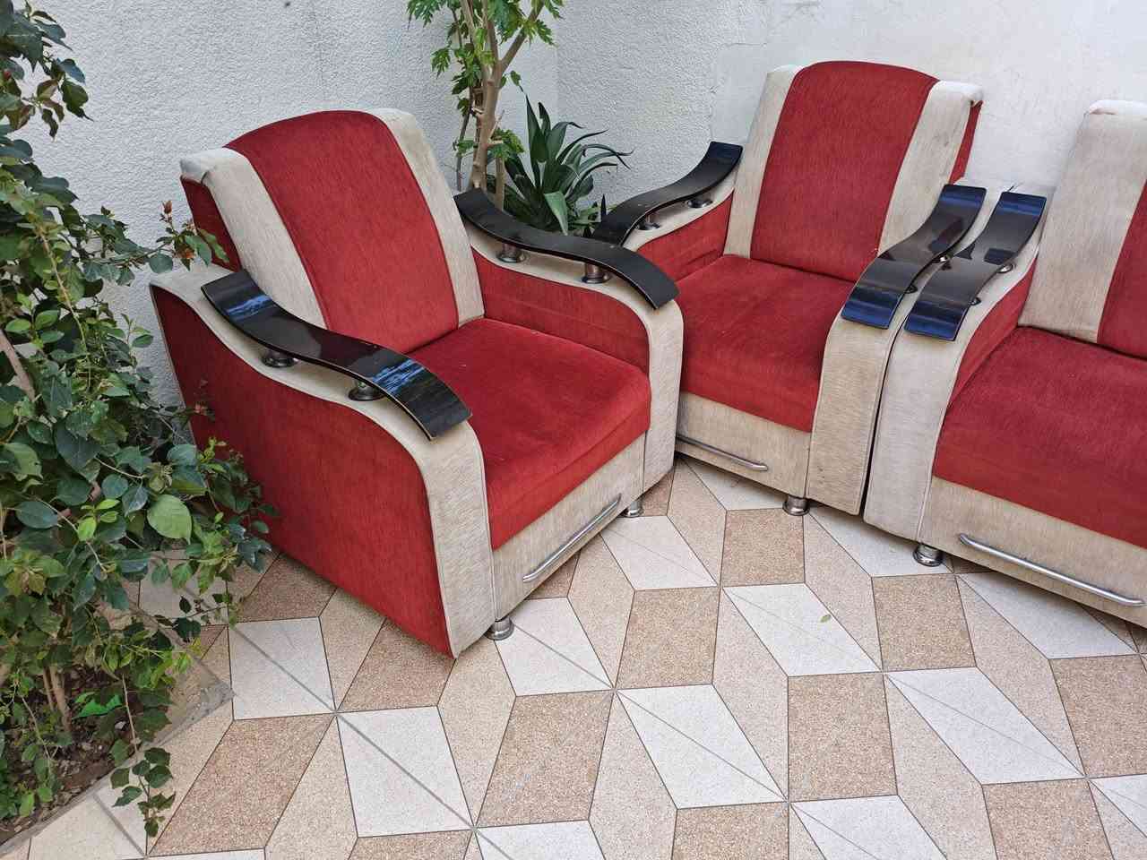 تخم للبيع للاستفسار
‏‪0773 250 9402‬‏
