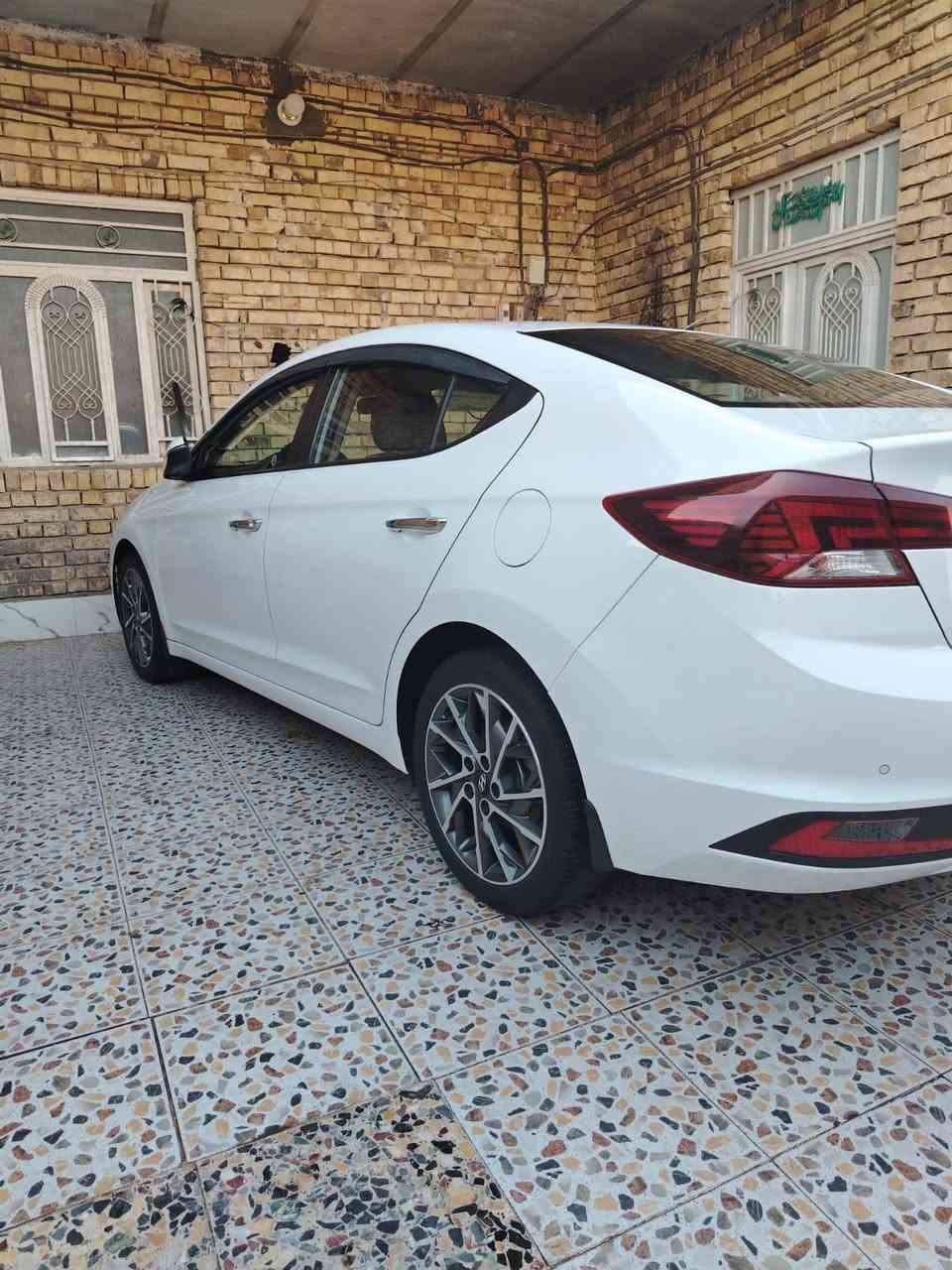 انتره للبيع موديل 2020 خليجي
السياره زيرو بوضع الشركه السياره مخزونه 
.
مكفوله كفاله عامه من كلشي  

.فول مواصفات . عله وضع الشركه

رقم بغداد الانكليزي. 
 
.باسمي تحويل ثاني يوم 
.
واتساب فقط  ***********
