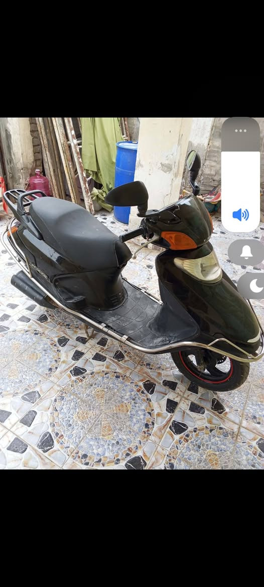 دراجه اسبيسي ياباني مكفوله ما عدا امبدل بيها الگفر الامامي 
دراجه سلف حندر امرايات 
مكان الدراجه كوت عزه جديده 
سعر الدراجه خاص$
رجاءن فقط الشراي يراسني /متواجد خاص


**إذا كنت صاحب هذا الإعلان وتريد حذفه لأي سبب، رجاءا أرسل رسالة إلى الدعم الفني**